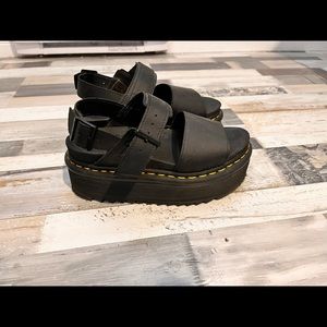 Doc martens platform sandals